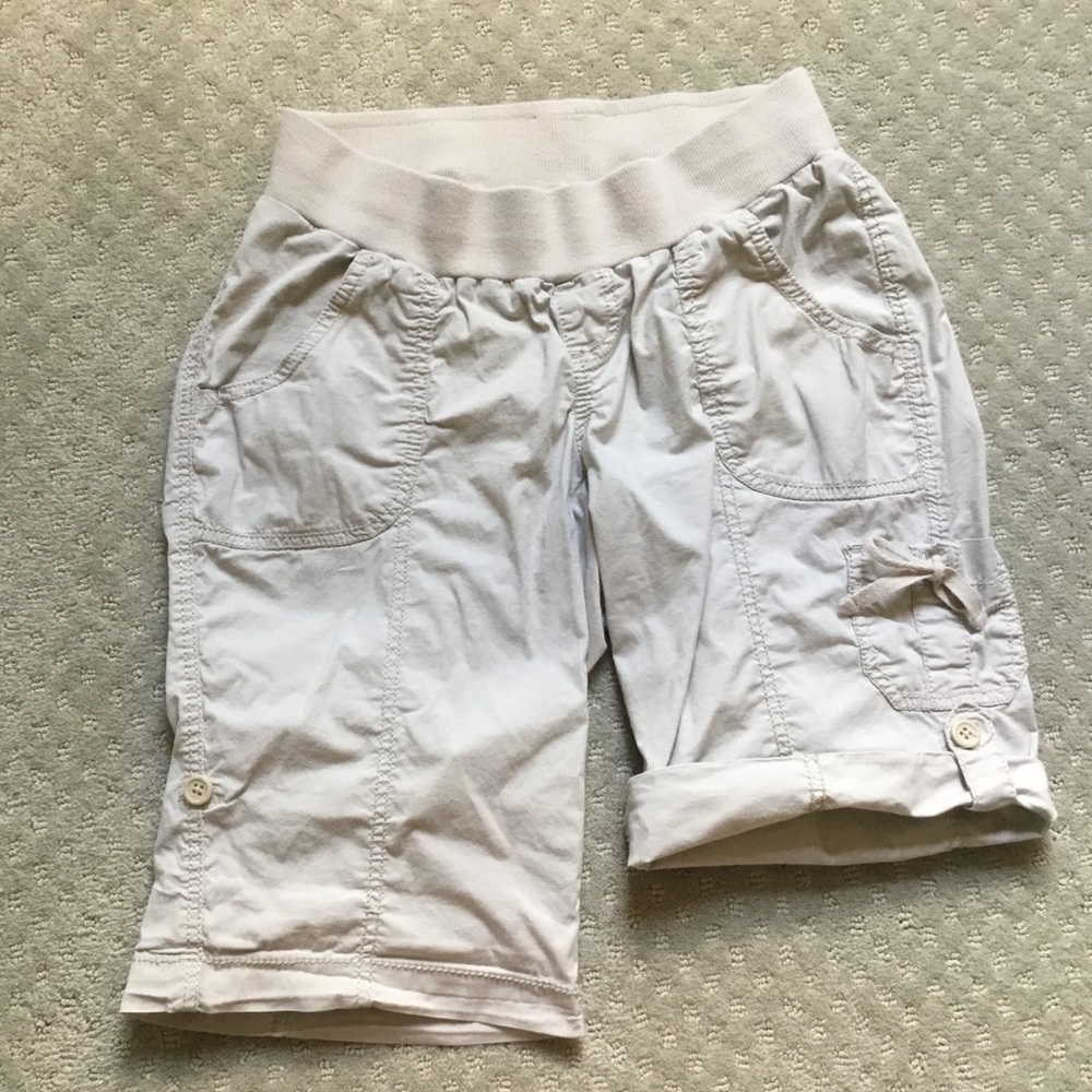 Maternity shorts